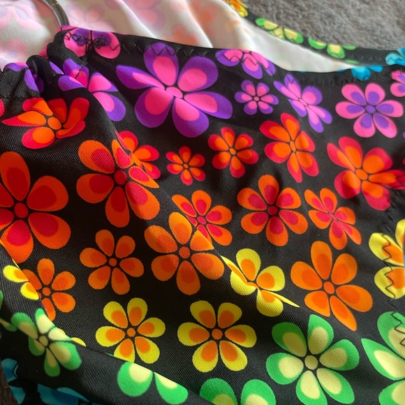 Floral Tank Top - Picture 3 of 3